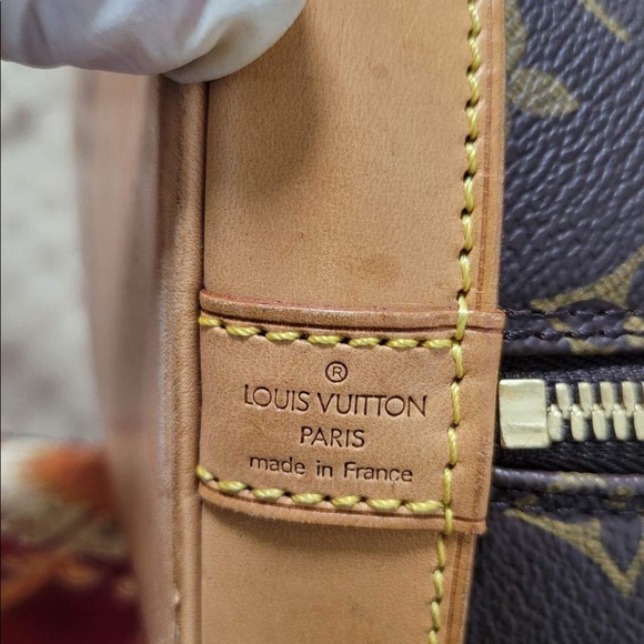 Authentic Alma Monogram PM - Picture 5 of 10